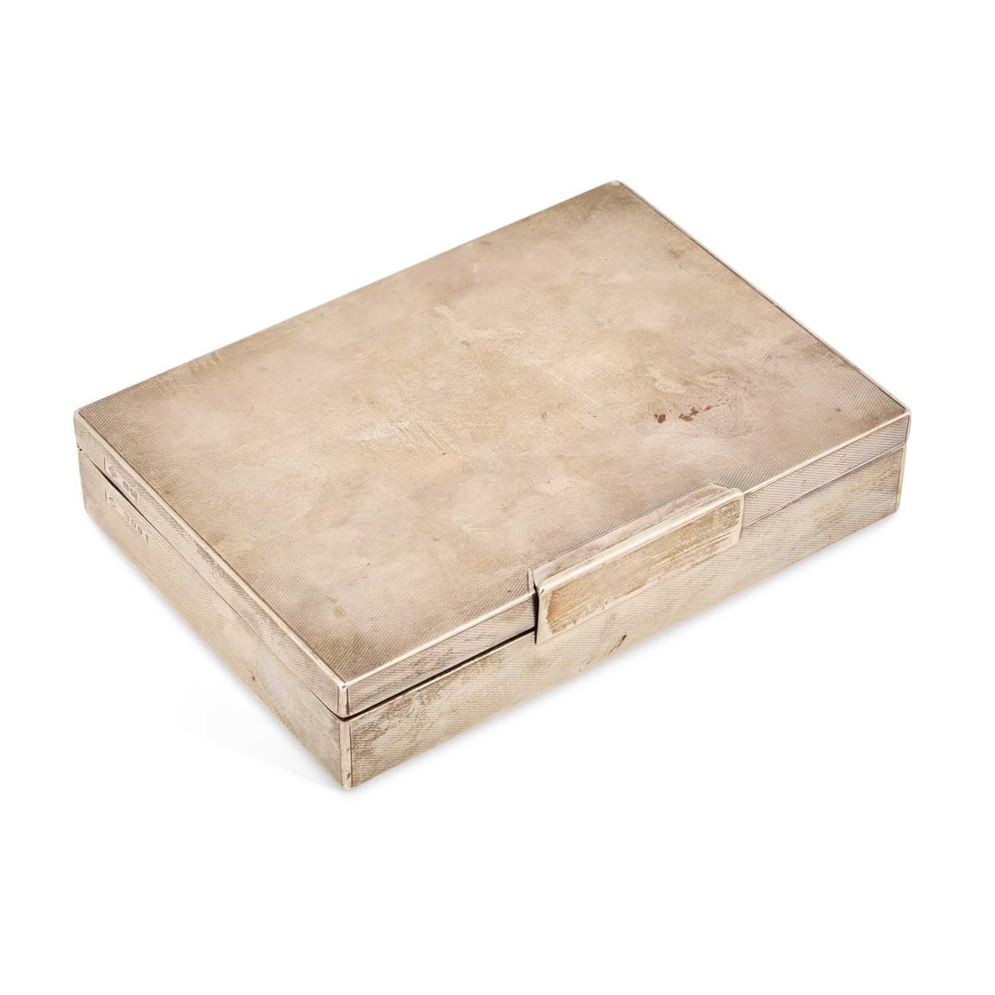 AN ART DECO SILVER CIGAR BOX (1 of 5)