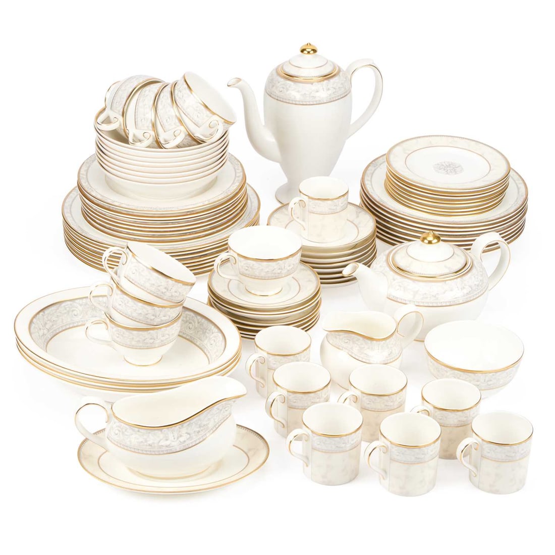 A ROYAL DOULTON 'NAPLES' DINNER SERVICE: A ROYAL DOULTON 'NAPLES' DINNER SERVICE including a teapot, coffee pot, coffee cans, tea cups, etc. (Qty) Coffee pot 24cm high