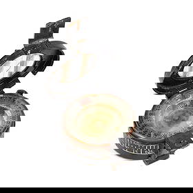 A SECOND WORLD WAR MILITARY T. G. & CO LTD LONDON MK III PRISMATIC COMPASS: A SECOND WORLD WAR MILITARY T. G. & CO LTD LONDON MK III PRISMATIC COMPASS dated 1942, serial no. B159182. 8.5cm wide