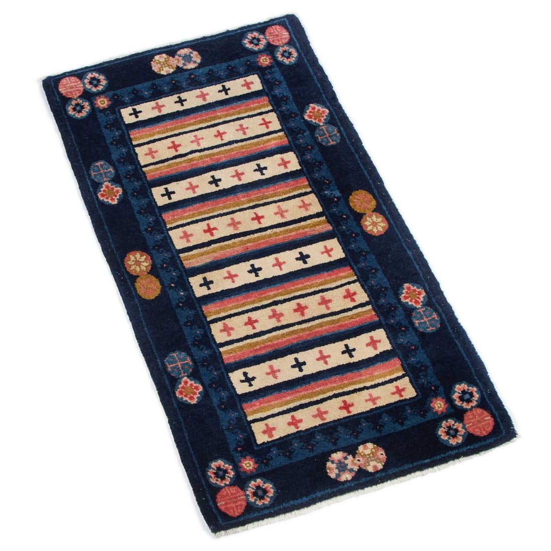 A CHINESE BAOTOU RUG (1 of 1)