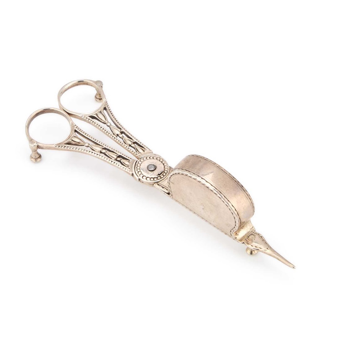 A PAIR OF GEORGE III SILVER CANDLE SNUFFERS (1 of 2)