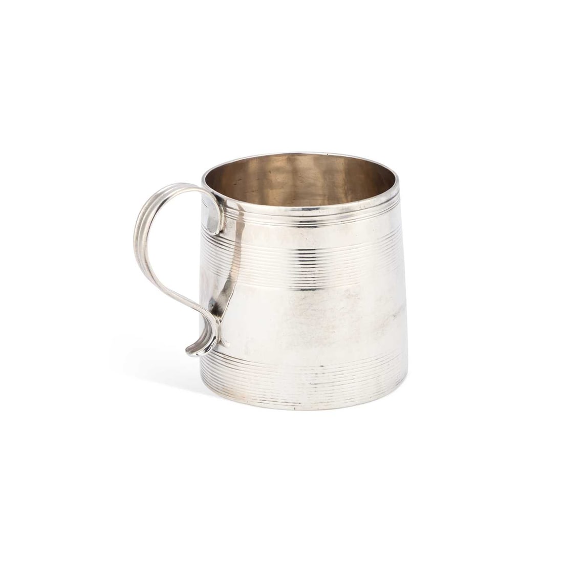 A JAMES II SILVER MUG (1 of 2)