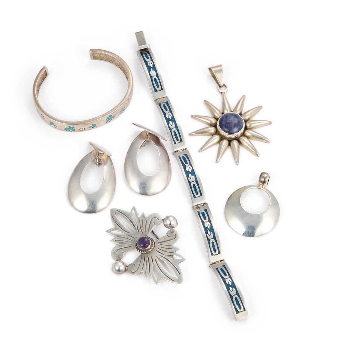 A GROUP OF MEXICAN SILVER JEWELLERY (1 of 1)