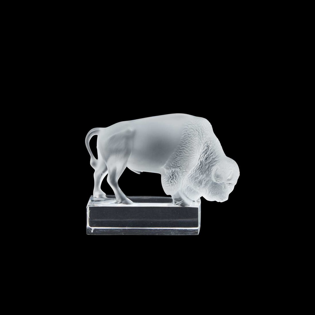 LALIQUE A 'BISON' PAPERWEIGHT, DESIGNED 1931 (1 of 2)