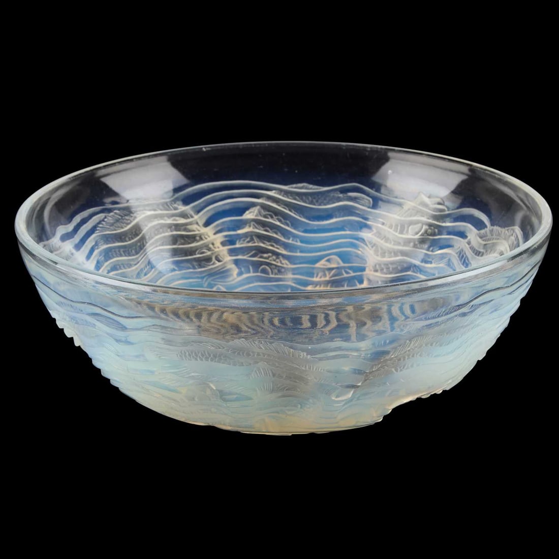 RENÉ LALIQUE (FRENCH, 1860-1945) A 'DAUPHINS' BOWL, DESIGNED 1932 (1 of 2)