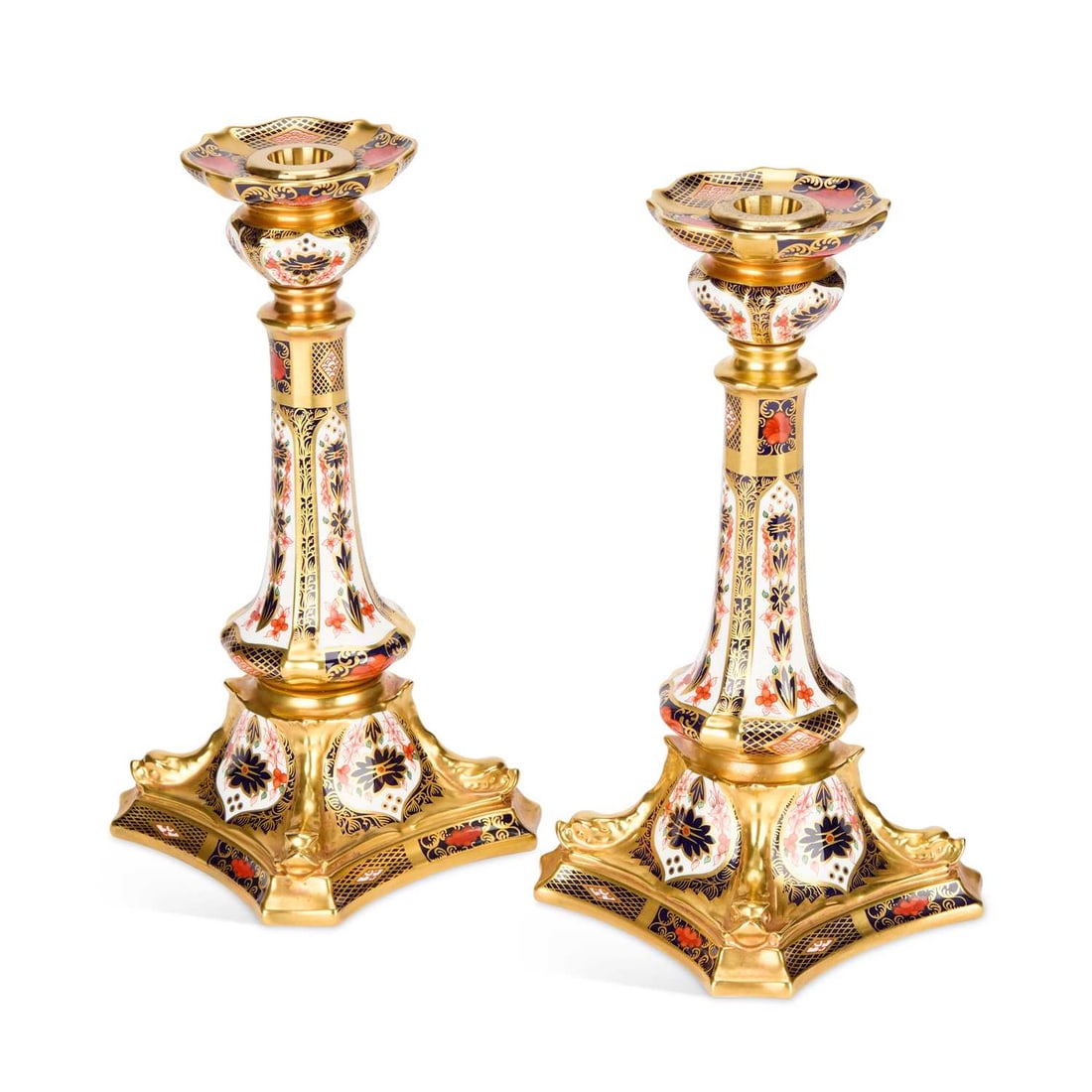 A PAIR OF ROYAL CROWN DERBY IMARI CANDLESTICKS (1 of 4)