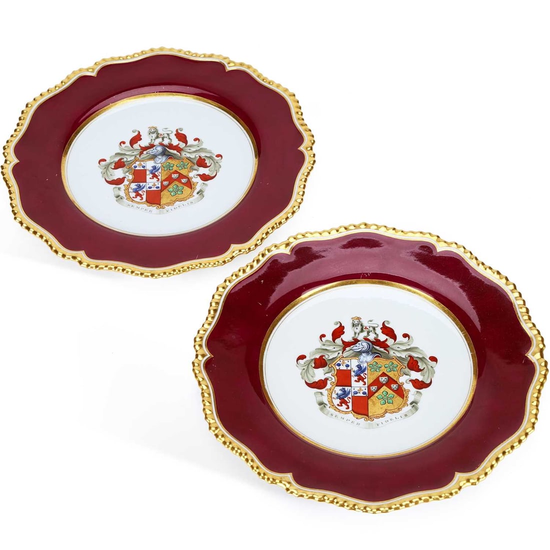 A PAIR OF FLIGHT BARR & BARR ARMORIAL PLATES CIRCA 1830 (1 of 3)