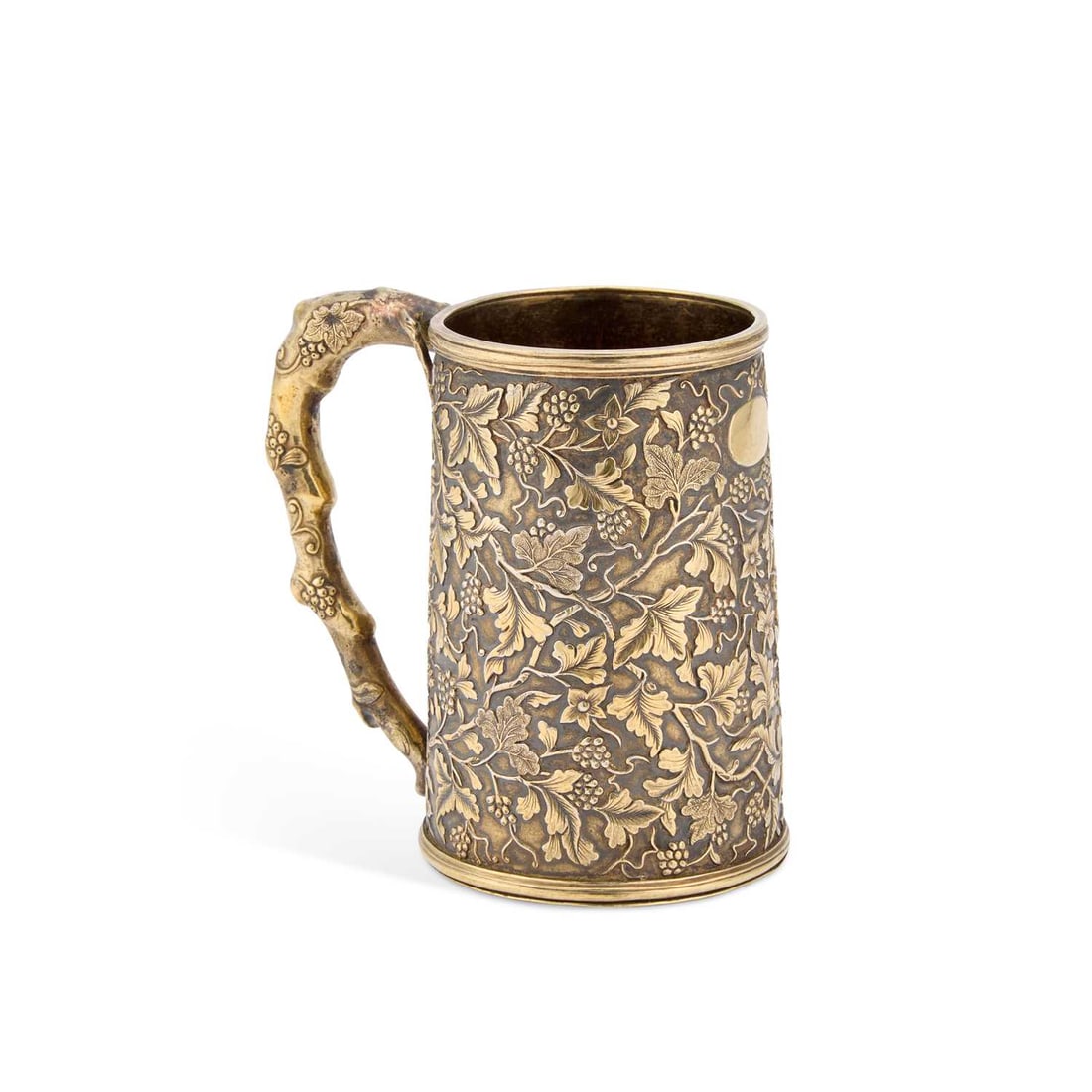 A MID-19TH CENTURY CHINESE EXPORT SILVER-GILT MUG (1 of 3)