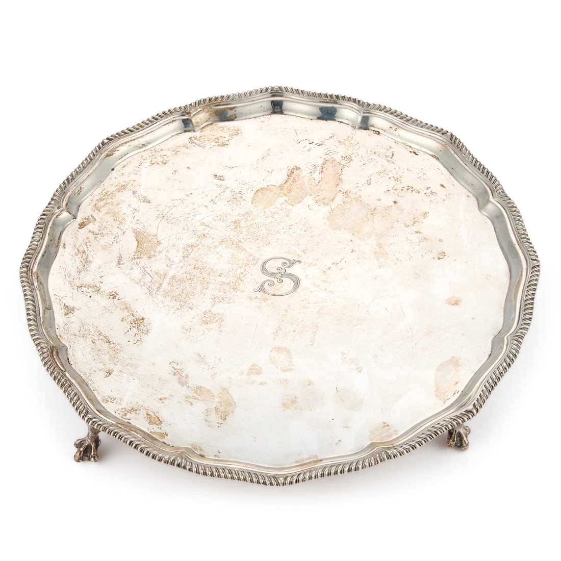 A GEORGE V SILVER SALVER (1 of 5)