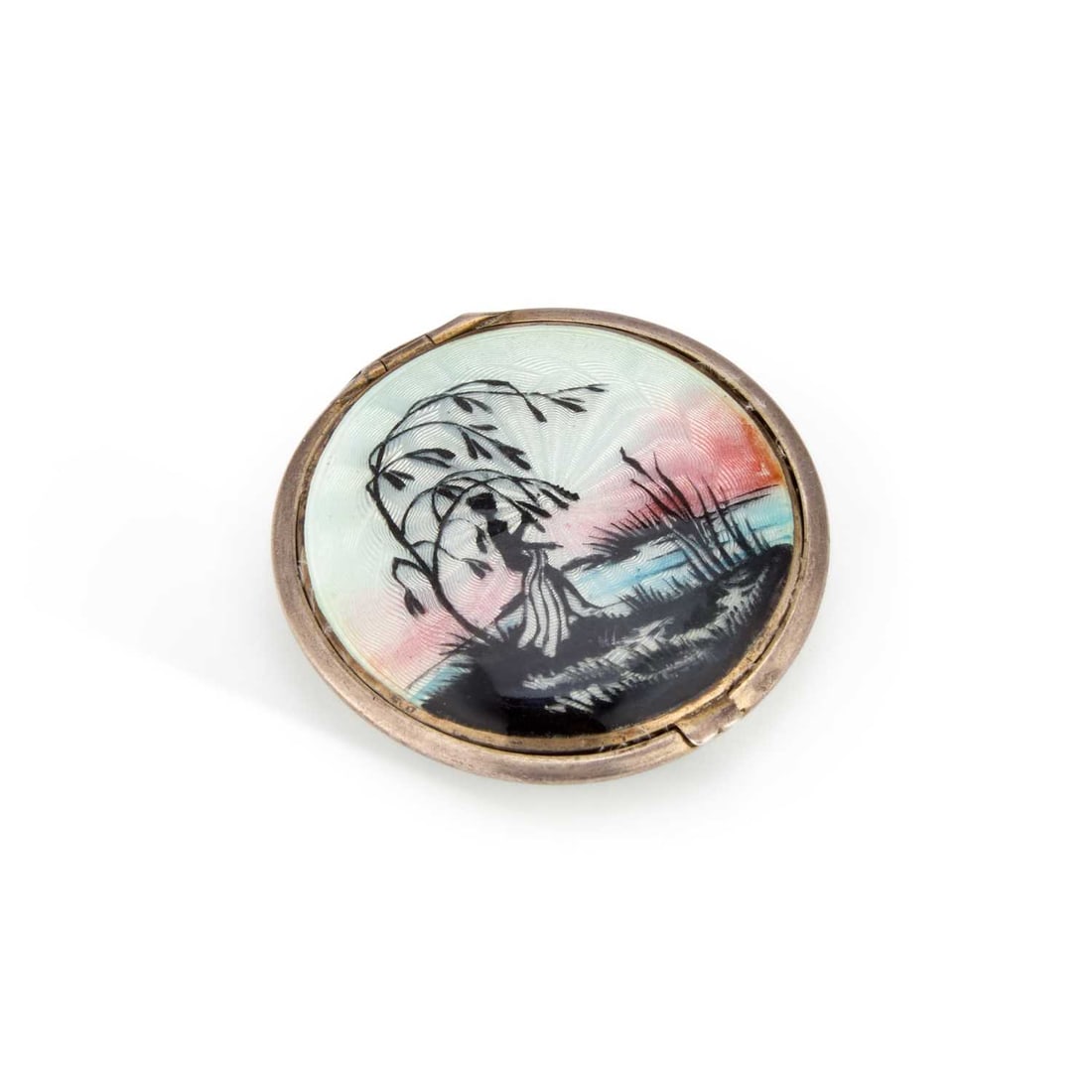 AN EARLY 20TH CENTURY SILVER AND GUILLOCHÉ ENAMEL COMPACT: AN EARLY 20TH CENTURY SILVER AND GUILLOCHÉ ENAMEL COMPACT unmarked, of circular form, the hinged cover decorated with a black silhouette scene against a pale enamel ground, the reverse with guilloch�