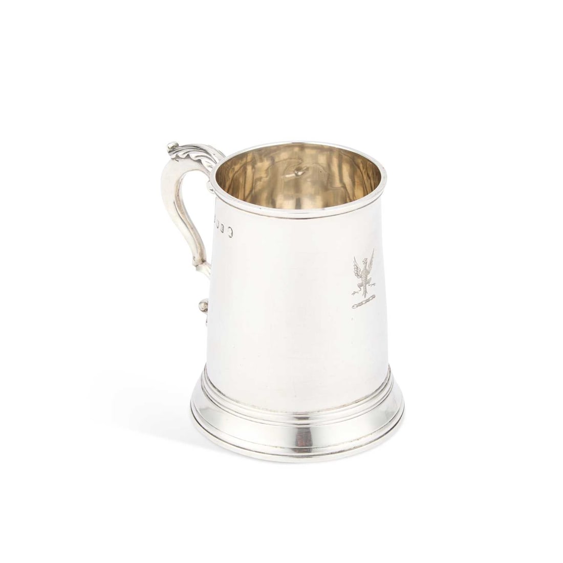 A GEORGE III SILVER MUG (1 of 4)