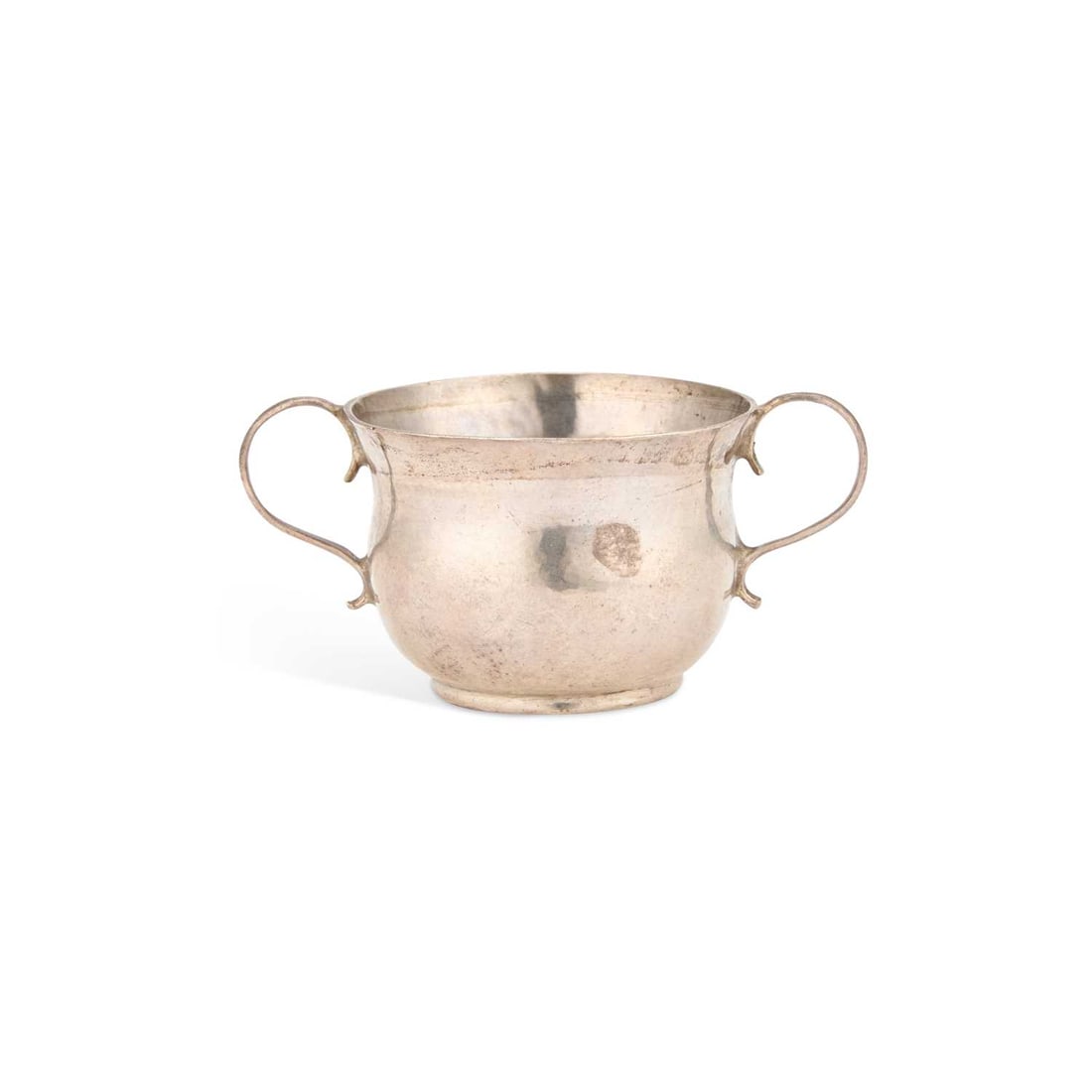 A WILLIAM III SILVER MINIATURE 'TOY' PORRINGER (1 of 2)