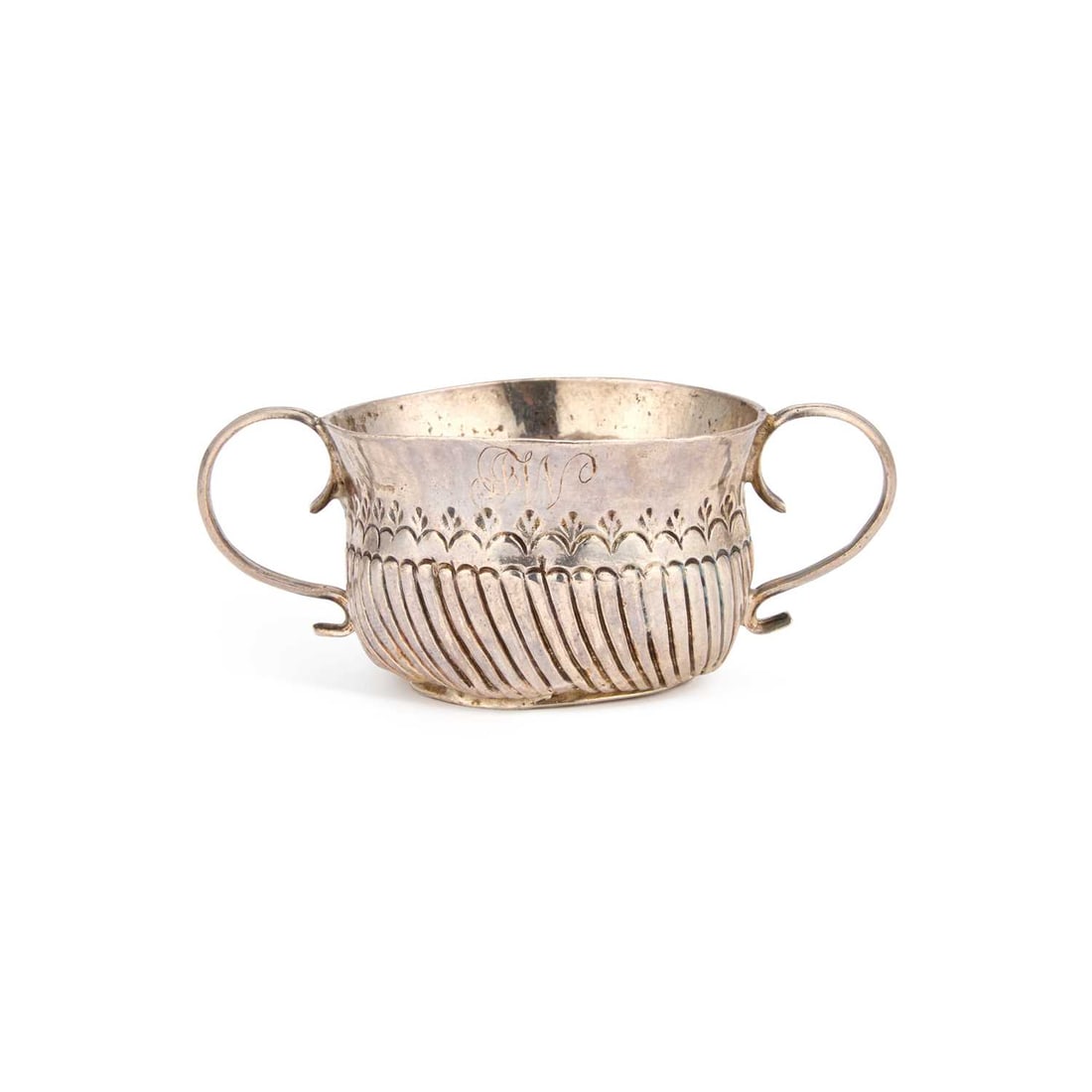 A GEORGE I SILVER 'TOY' MINIATURE PORRINGER: A GEORGE I SILVER 'TOY' MINIATURE PORRINGER by William Looker, London 1719, with twin scroll-form handles, partially reeded, engraved with initials. 7.5cm wide across handles