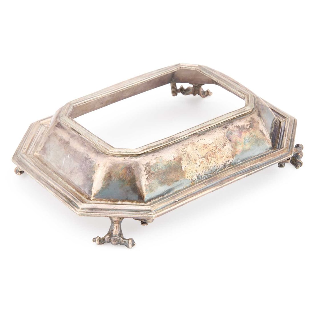 A CHARLES II SILVER PINCUSHION MOUNT (1 of 2)