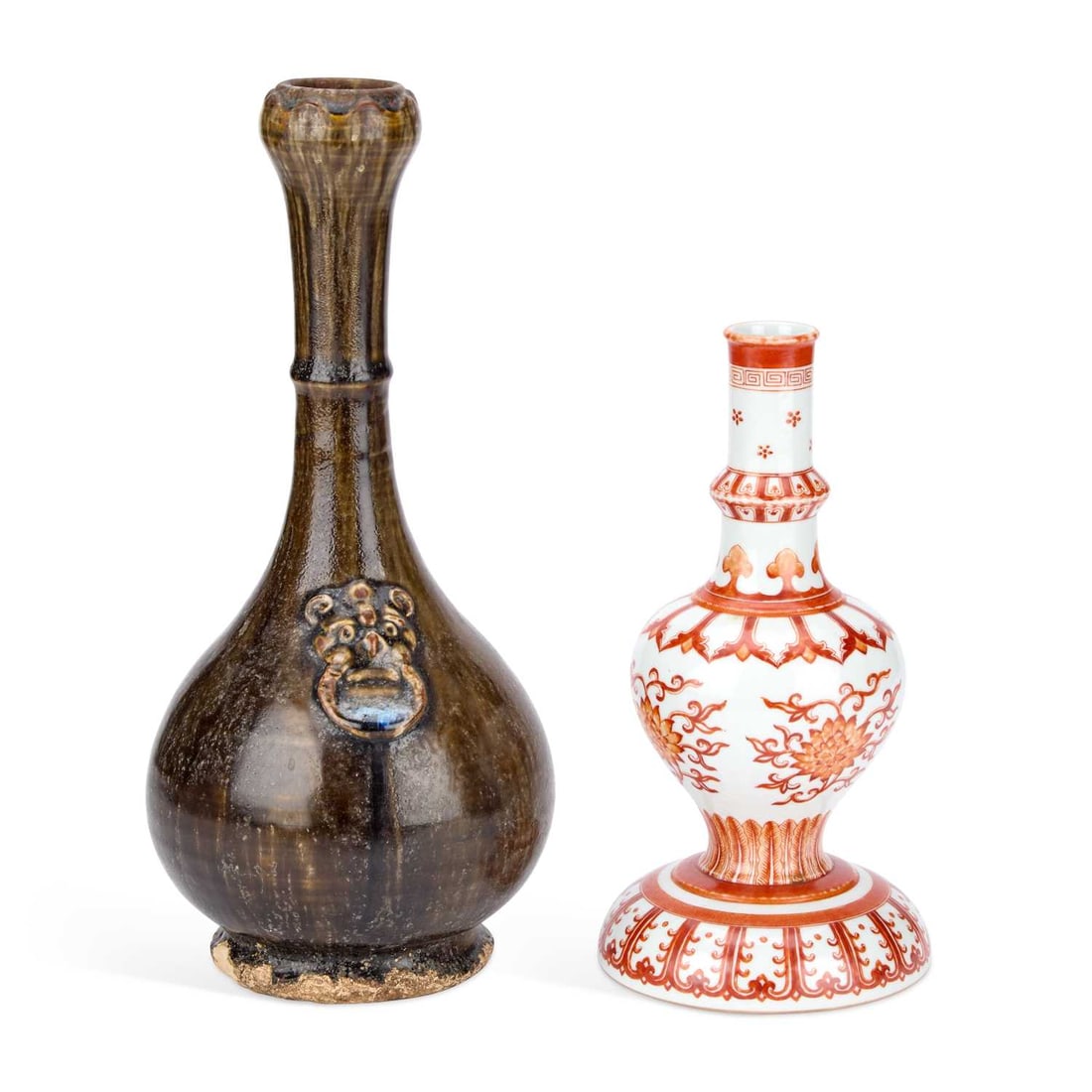 A CHINESE PORCELAIN ALTAR STICK AND A VASE (1 of 2)