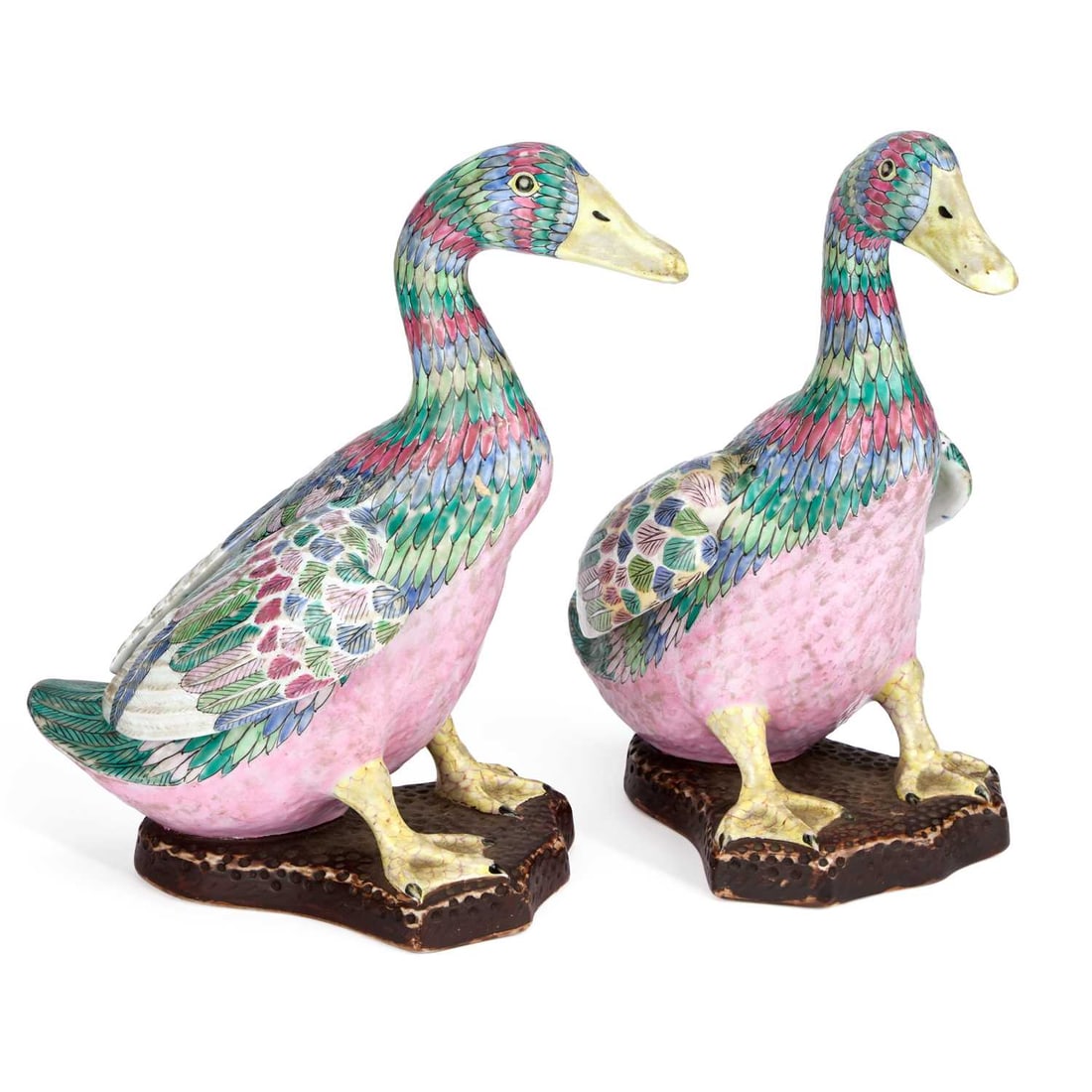 A PAIR OF CHINESE FAMILLE ROSE PORCELAIN MODELS OF DUCKS: A PAIR OF CHINESE FAMILLE ROSE PORCELAIN MODELS OF DUCKS