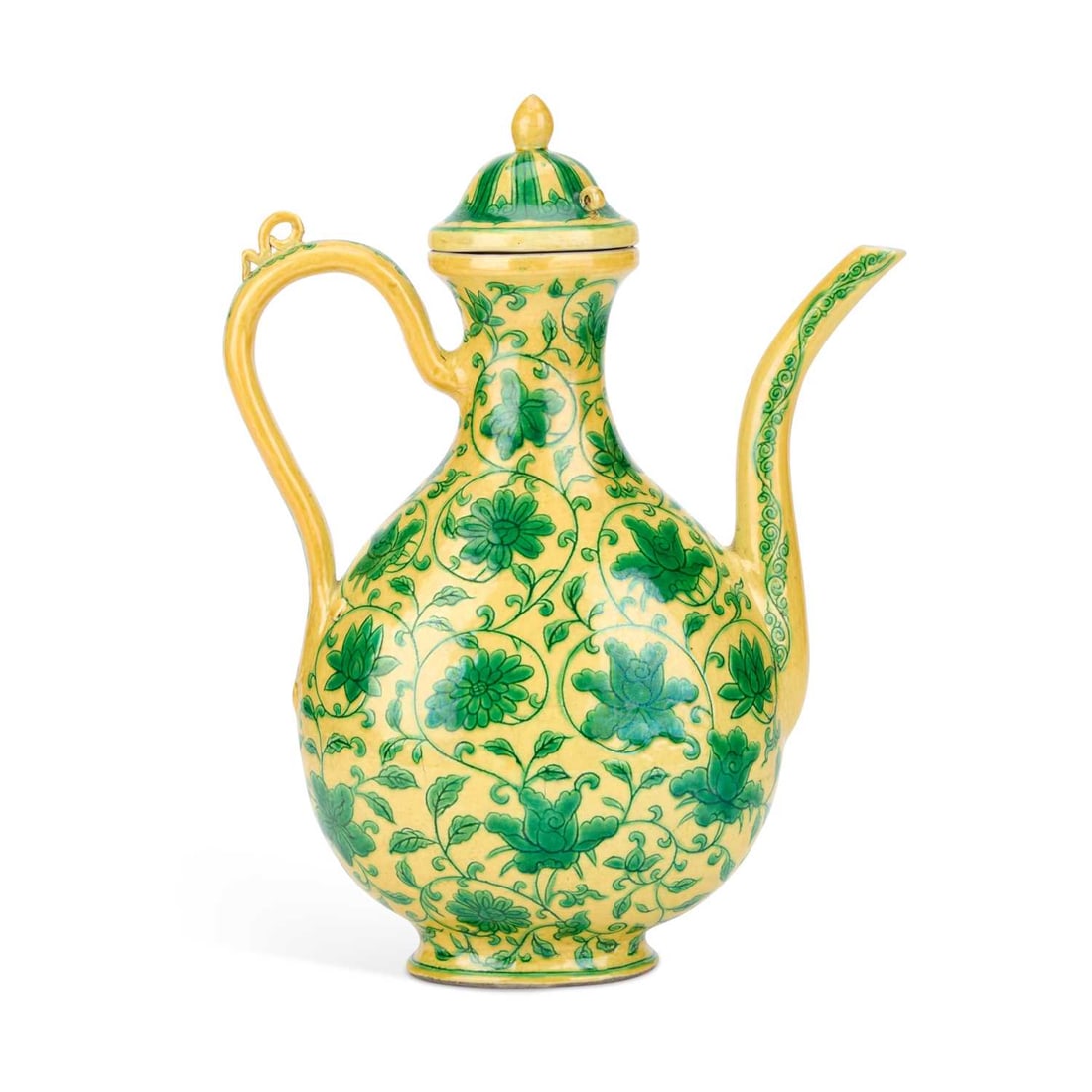 A CHINESE YELLOW-GROUND EWER: A CHINESE YELLOW-GROUND EWER painted with flowers and scrolling tendrils. 27cm high