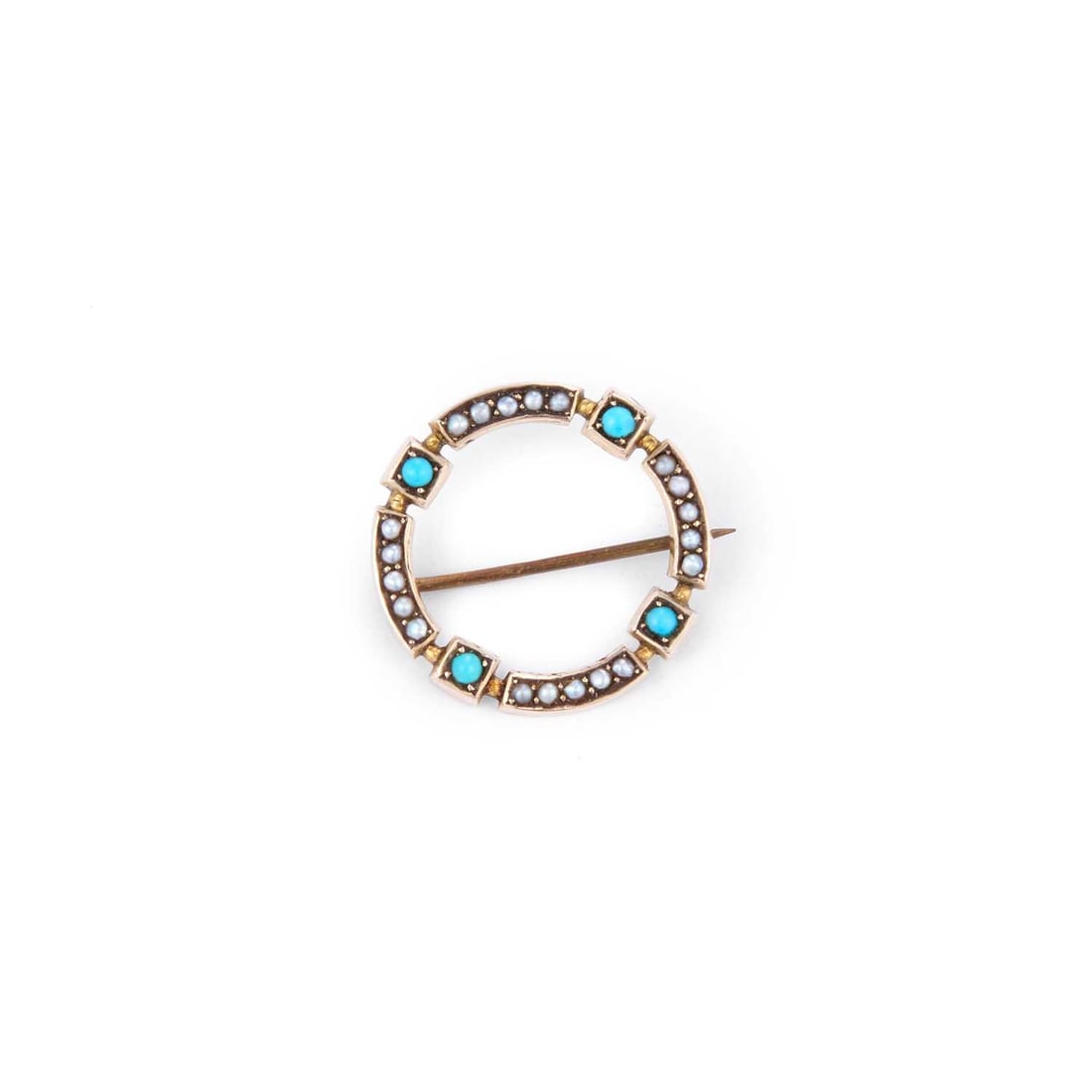 AN EDWARDIAN TURQUOISE AND SEED PEARL HOOP BROOCH: AN EDWARDIAN TURQUOISE AND SEED PEARL HOOP BROOCH set with four turquoise spaced by seed pearls, stamped '9CT'. 2.5cm diameter, 2.9 grams General discolouration to turquoise and seed pearls