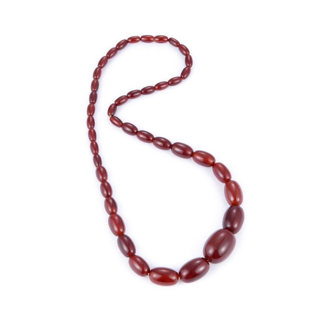 A CHERRY AMBER BAKELITE BEAD NECKLACE (1 of 1)