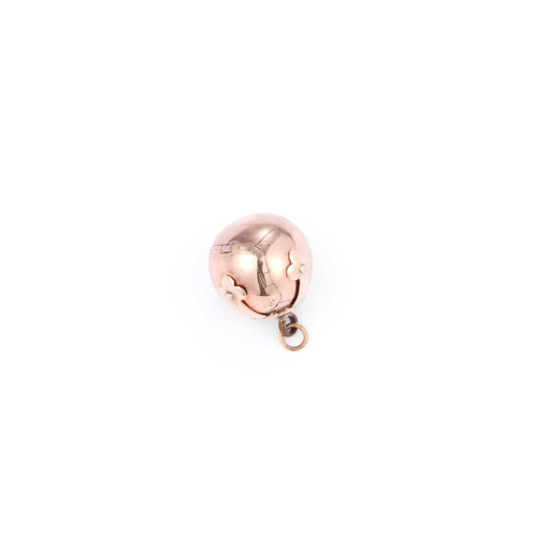 A MASONIC BALL CHARM/ PENDANT: A MASONIC BALL CHARM/ PENDANT maker's mark only. 2cm long, 7.4 grams Light general wear