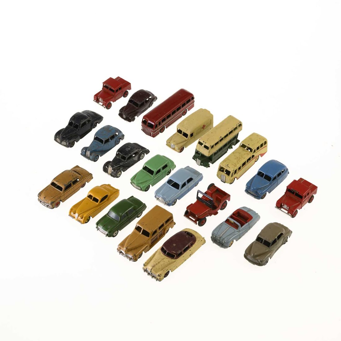 A GROUP OF DINKY AND CORGI DIECAST MODELS: A GROUP OF DINKY AND CORGI DIECAST MODELS including an Dinky Austin Atlantic, no. 106; a Dinky Jaguar, no. 157; a Dinky Jeep 25Y; Corgi Ford Consul; etc. (21)