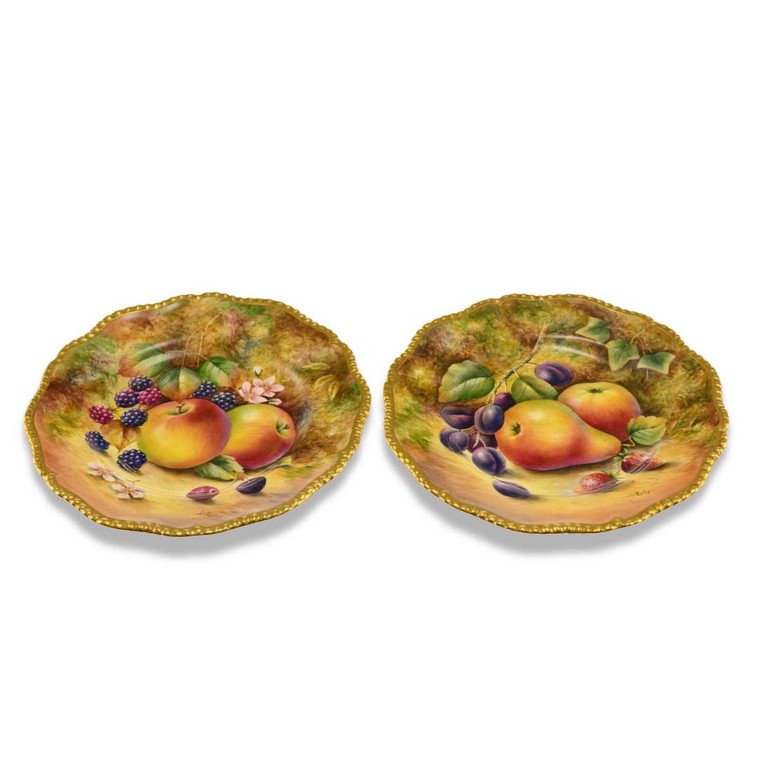 A PAIR OF ROYAL WORCESTER FRUIT PLATES 20TH CENTURY: A PAIR OF ROYAL WORCESTER FRUIT PLATES 20TH CENTURY both hand painted with studies of fruit on a mossy bank, within a gilt rope edge border by David Fuller, signed and black printed factory marks to t