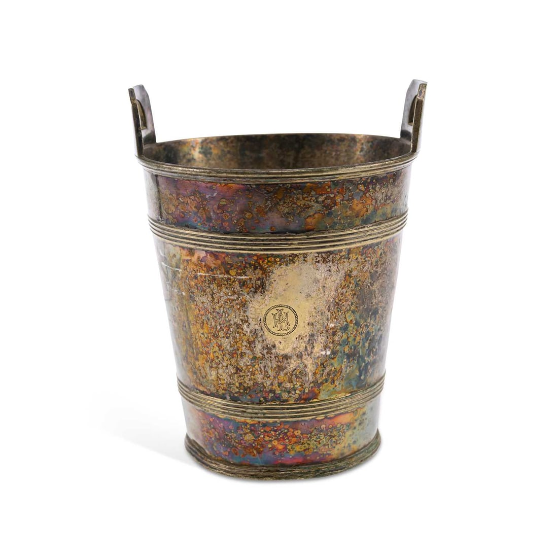 AN ART DECO SILVER-PLATED ICE BUCKET: AN ART DECO SILVER-PLATED ICE BUCKET by Hutton, Sheffield, of circular two-handled form with reeded band decoration, monogram engraved, stamped to base. 22.2cm high