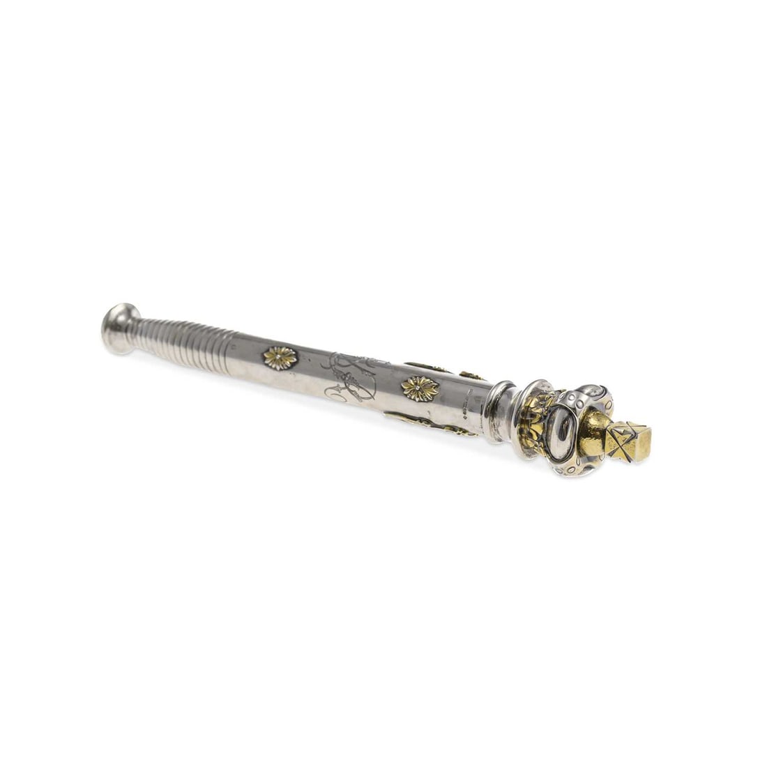 AN ELIZABETH II SILVER COMMEMORATIVE JERSEY POLICE TIPSTAFF: AN ELIZABETH II SILVER COMMEMORATIVE JERSEY POLICE TIPSTAFF makers mark REB, London 1999, with further millennium mark, highlighted in gilt, after a Victorian tipstaff or truncheon, cast with three