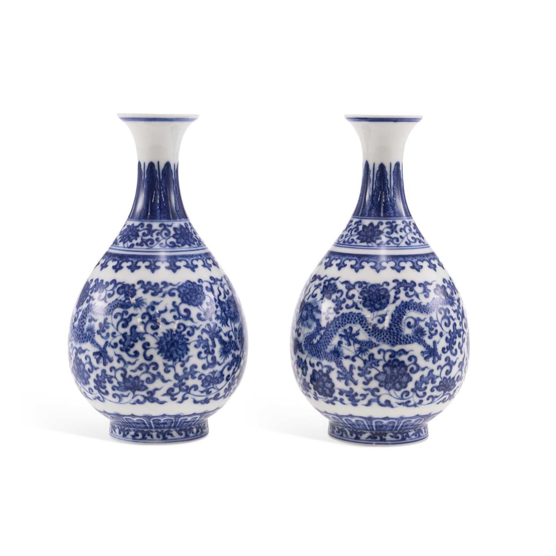 A PAIR OF CHINESE PORCELAIN VASES (1 of 3)