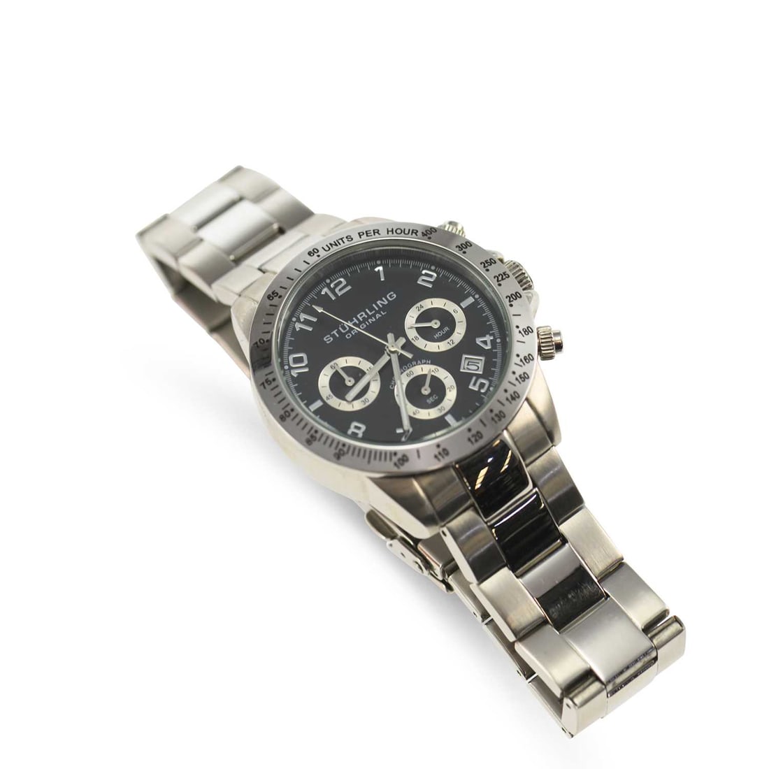 A GENTS STEEL STUHRLING QUARTZ CHRONOGRAPH BRACELET WATCH: A GENTS STEEL STUHRLING QUARTZ CHRONOGRAPH BRACELET WATCH the circular black dial signed Stuhrling Original, with Arabic numerals and date aperture at 4/ 5 o'clock, silver hands, silver chapter ring