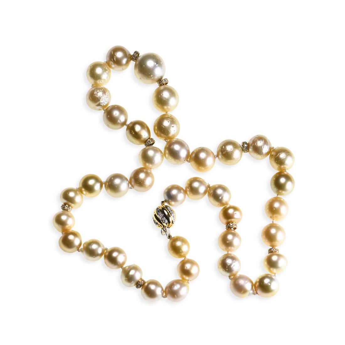 A GOLDEN CULTURED PEARL NECKLACE (1 of 2)