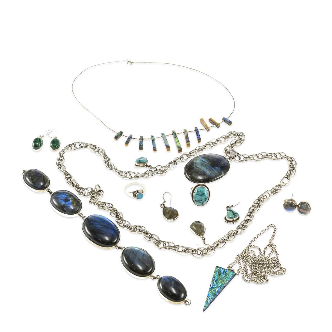 A GROUP OF SILVER JEWELLERY: A GROUP OF SILVER JEWELLERY including a labradorite bracelet, (a/f); two turquoise rings; a pair of labradorite stud earrings; a pair of malachite drop earrings; etc. (10) First 21.5cm long, 238