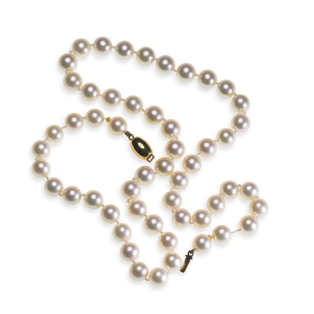 A CULTURED PEARL NECKLACE: A CULTURED PEARL NECKLACE a single strand of uniform cultured pearls knotted to a barrel clasp, stamped '375'. 49cm long, pearls 7.5-79mm, 36 grams Good condition