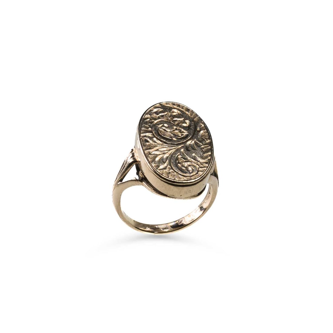 A 9 CARAT GOLD LOCKET RING (1 of 1)