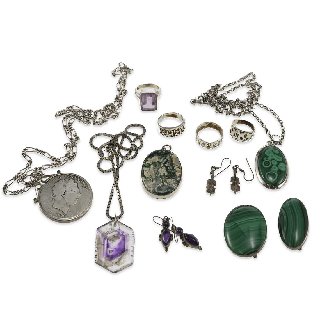 A GROUP OF SILVER JEWELLERY: A GROUP OF SILVER JEWELLERY including a malachite pendant on chain, stamped '925'; an amethyst dress ring, stamped '925'; a moss agate pendant, hallmarked; etc. (12) First 5.2cm long, 187 grams gross