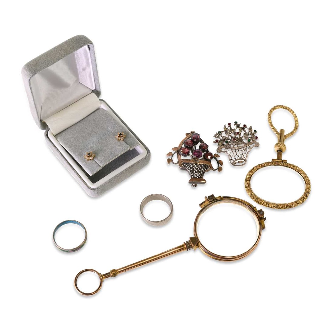 A GROUP OF VINTAGE JEWELLERY AND ACCESSORIES (1 of 1)