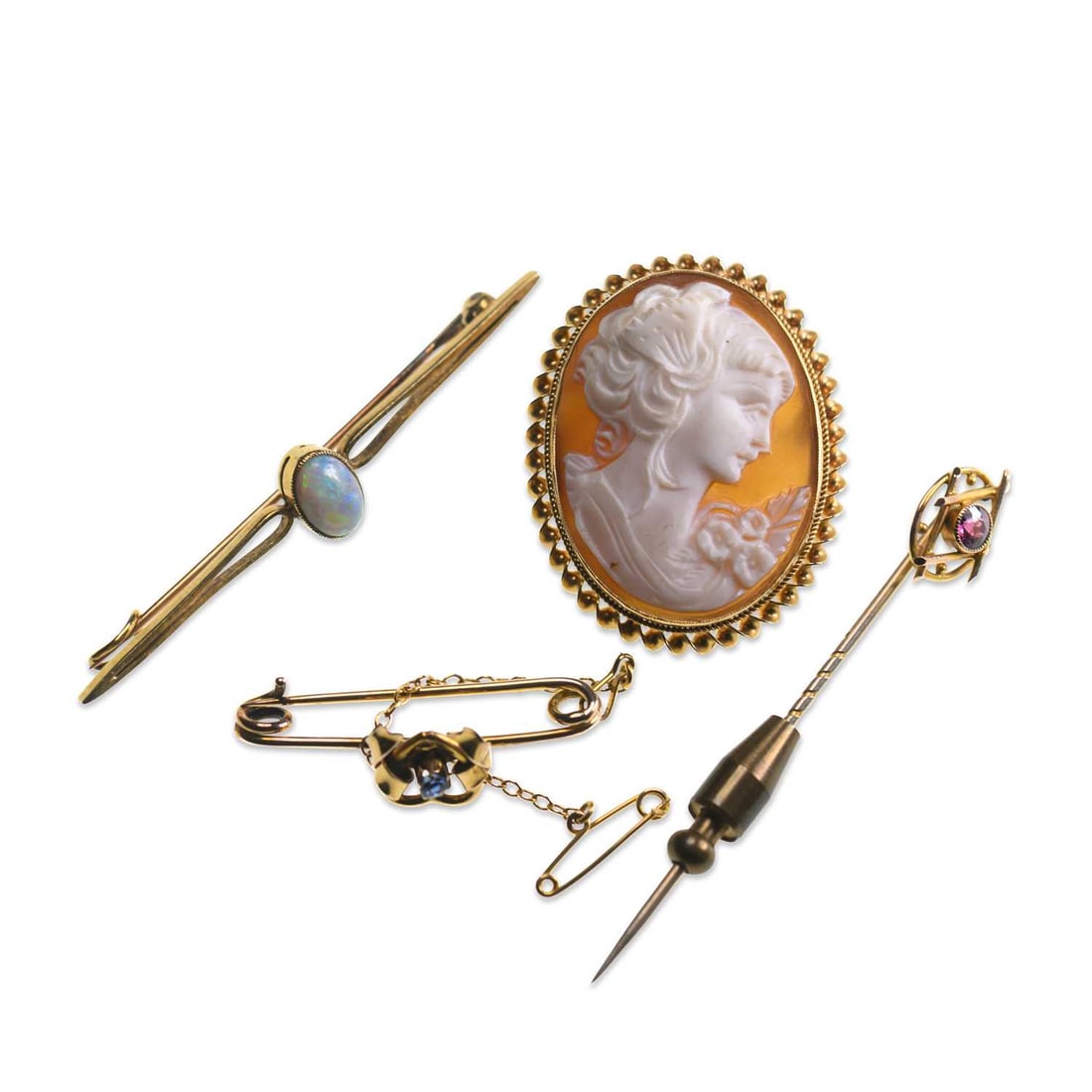 A GROUP OF BROOCHES (1 of 1)