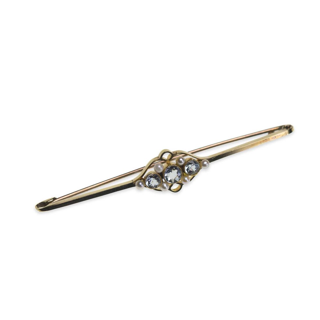 AN AQUAMARINE AND SEED PEARL BAR BROOCH: AN AQUAMARINE AND SEED PEARL BAR BROOCH three graduated round-cut aquamarine spaced by seed pearls, to a flat-sided bar, stamped '15CT'. 6.5cm long, 3.6 grams Good condition