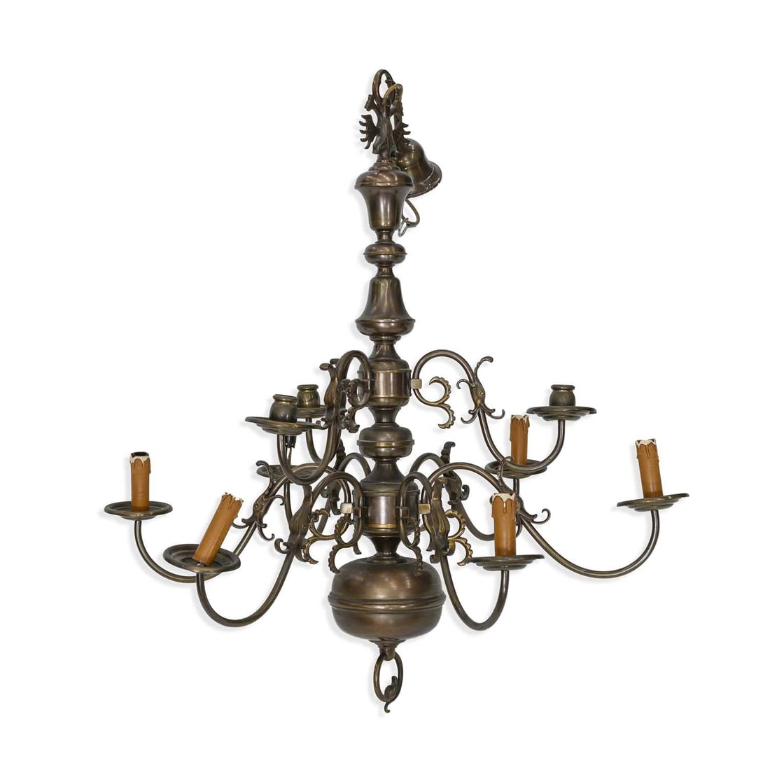 A 20TH CENTURY DUTCH STYLE BRASS TWELVE-LIGHT CHANDELIER IN 18TH CENTURY STYLE (1 of 1)