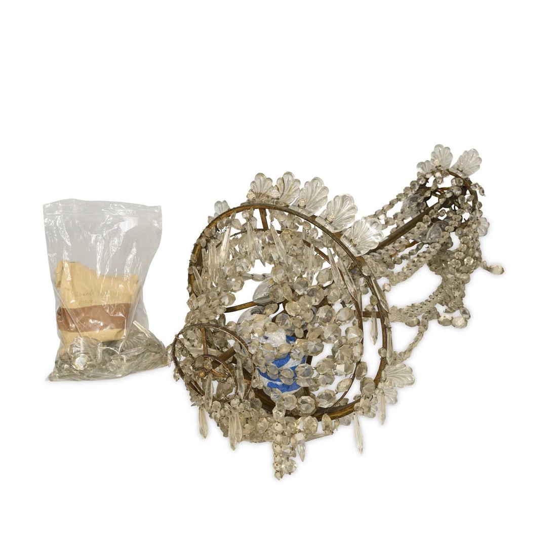 AN EARLY 20TH CENTURY LUSTRE-DROP CHANDELIER (1 of 1)