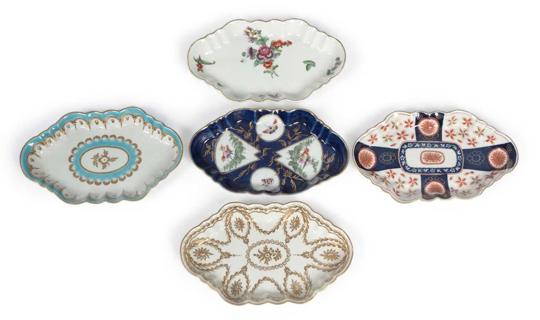 A GROUP OF WORCESTER PORCELAIN SPOON TRAYS CIRCA 1770 (1 of 1)