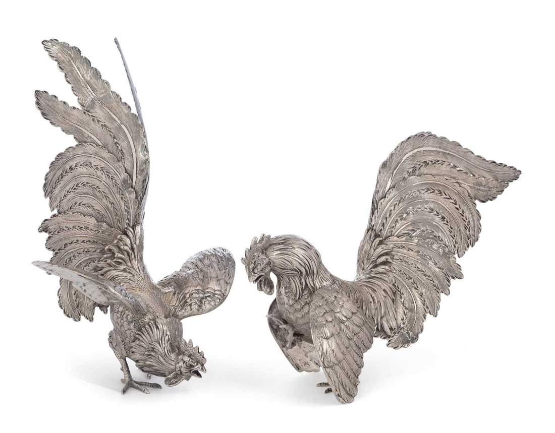 A PAIR OF CONTINENTAL SILVER FIGHTING COCKERELS EARLY 20TH CENTURY (1 of 2)