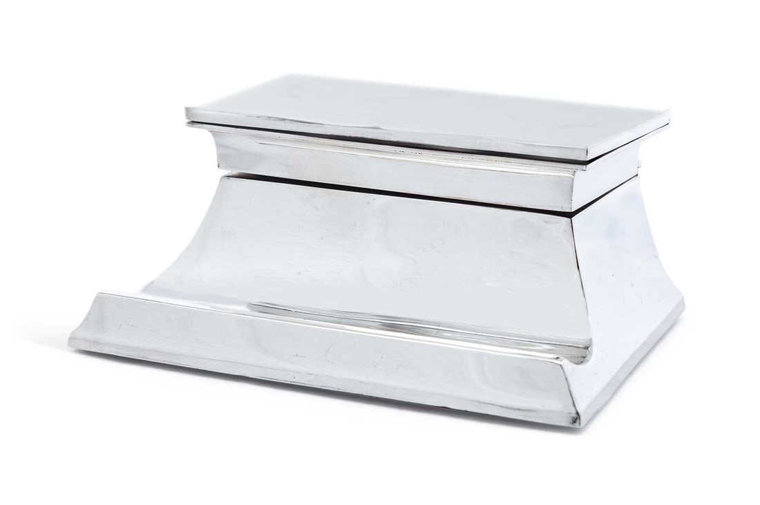 AN EARLY 20TH CENTURY SILVER INK STAND (1 of 2)