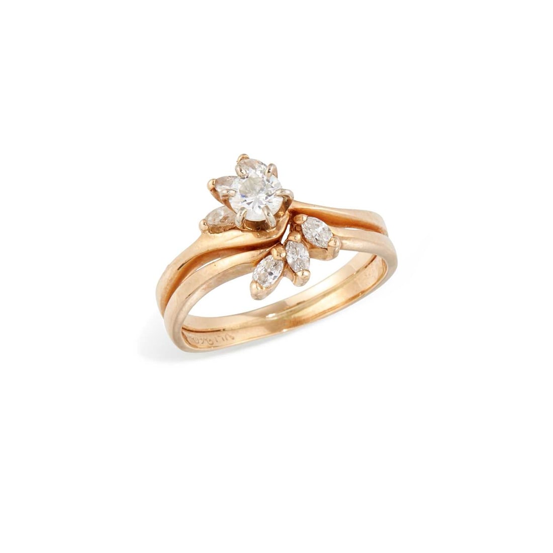 A DIAMOND CLUSTER RING: a round brilliant-cut diamond within a border of marquise-cut diamonds, to a crossover band, stamped '14K'. Estimated total diamond weight 0.30 carat, ring size I, 3 grams Good condition. Estimated