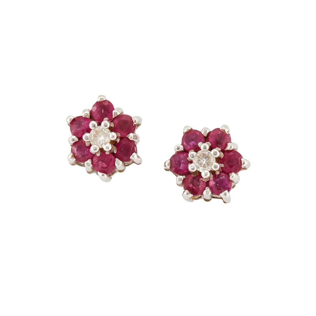 A PAIR OF 18 CARAT GOLD RUBY AND DIAMOND CLUSTER EARRINGS (1 of 1)