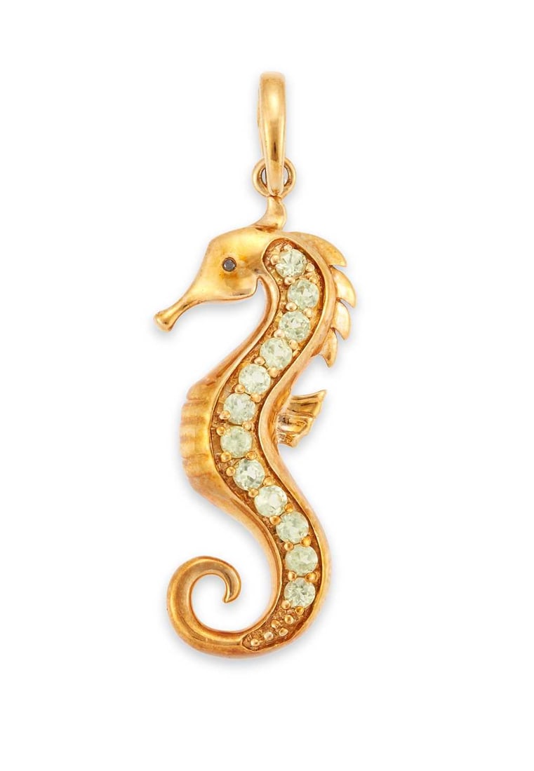A 9 CARAT GOLD PERIDOT SEAHORSE PENDANT: set with a row of round-cut peridot, hallmarked. 4cm long, 3.5 grams Good condition