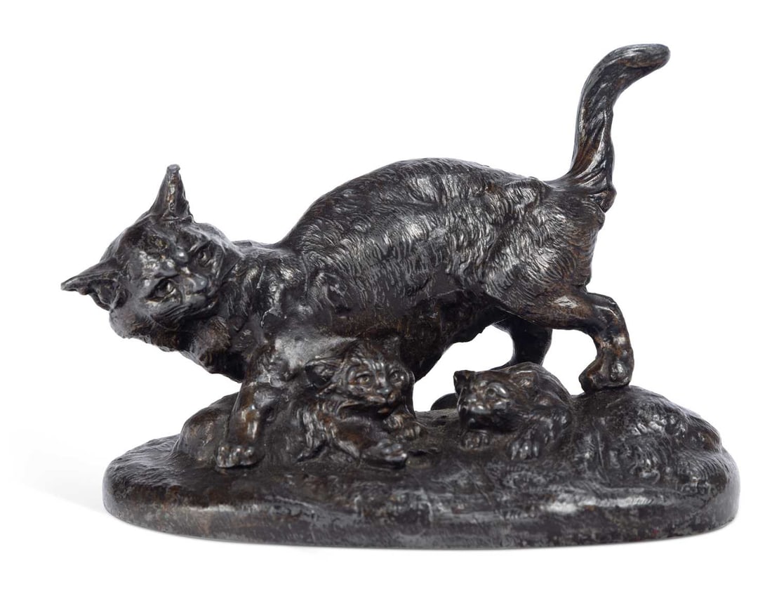 A FRENCH SPELTER ANIMALIER GROUP OF CATS T. HINGRE (1 of 2)