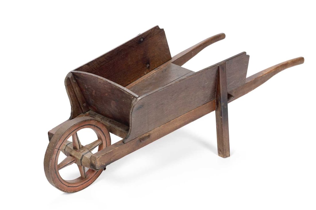 A 19TH CENTURY OAK CHILD'S WHEELBARROW (1 of 1)