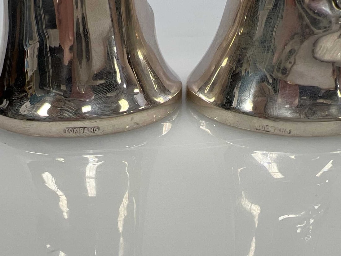 A PAIR OF CHINESE EXPORT SILVER VASES EARLY 20TH CENTURY - 4