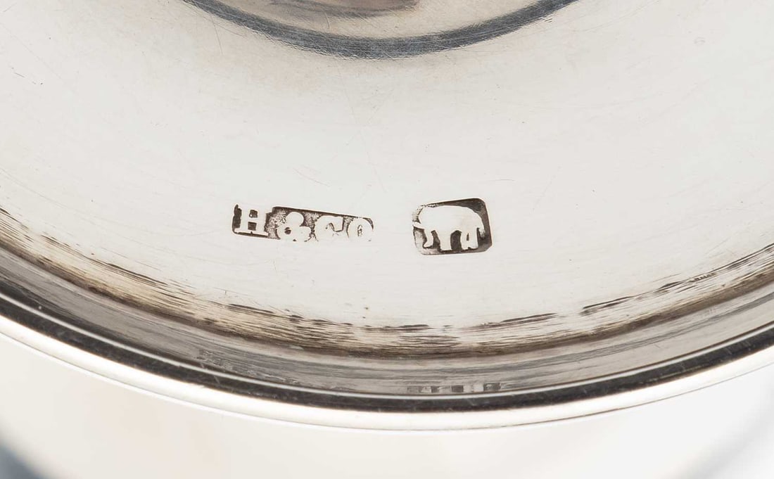 A 19TH CENTURY INDIAN SILVER PRESENTATION TROPHY CUP - 2